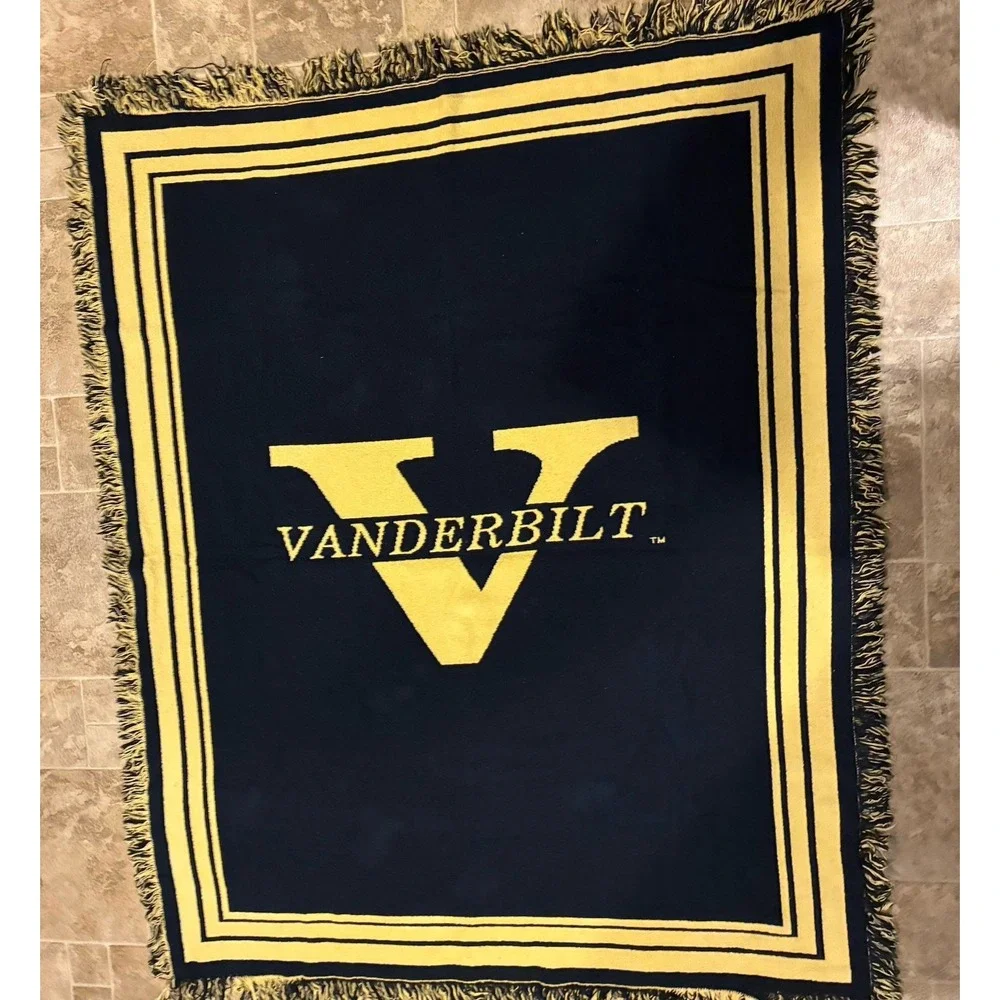 Vintage Vanderbilt University Tapestry Throw Blanket Navy Gold Collegiate T-320